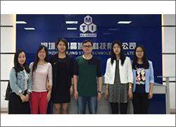 天津大學(xué)于寶軍老師帶學(xué)生來深圳科晶考察交流
